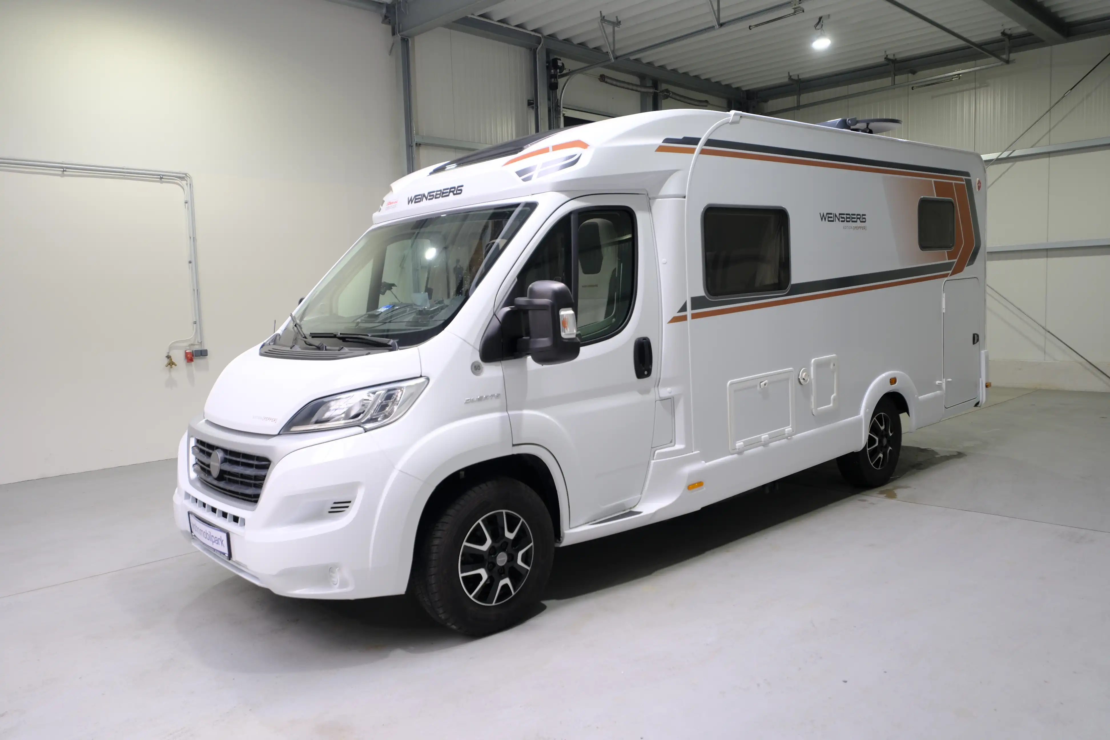 WEINSBERG CaraCompact Pepper Edition Automatik - Ansicht 2